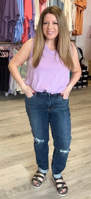 Judy Blue Distressed Knee Jean