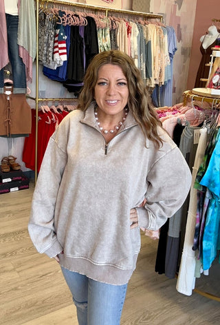 Mineral Wash quarter zip pullover