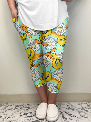 Tweet Tweet Capri w/ Pockets | Run Ends 3/8 | 42 Days