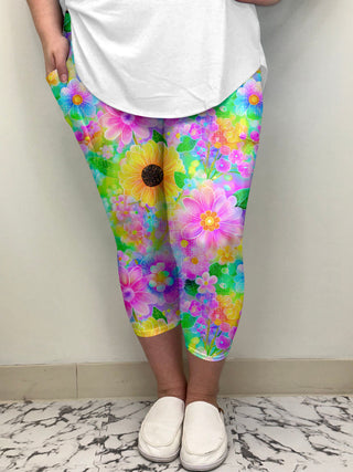 Summer Floral Capri w/ Pockets | Run Ends 3/8 | 42 Days