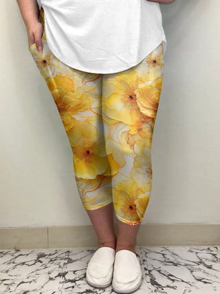 Buttercup Blossom Capri w/ Pockets | Run Ends 5/16 | 42 Days