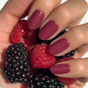 Glamnetic Press On Nails - Berry Maroon