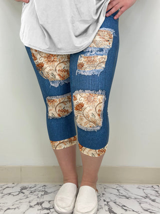 Neutral Floral Denim Capri w/ Pockets | Run Ends 2/24 | ETA 42 Days