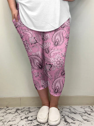 Blush & Bloom Paisley Capris Capri w/ Pockets | Run Ends 5/16 | 42 Days
