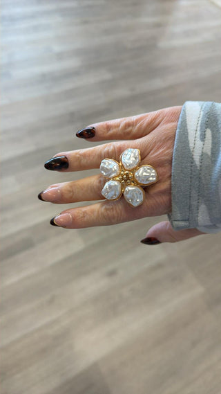 Metal Pearl Flower Ring
