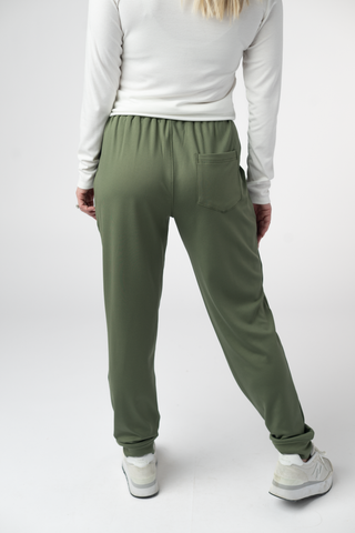 08.21 EN ROUTE Cloud Joggers - Olive