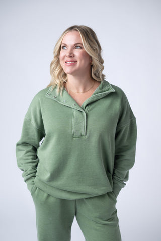 IN STOCK Jesse Vintage Wash Snap Pullover - Olive