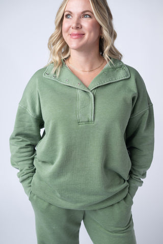 IN STOCK Jesse Vintage Wash Snap Pullover - Olive