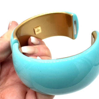 Turquoise – Vintage & Gold Lined 90's Lucite Clamper Bracelet