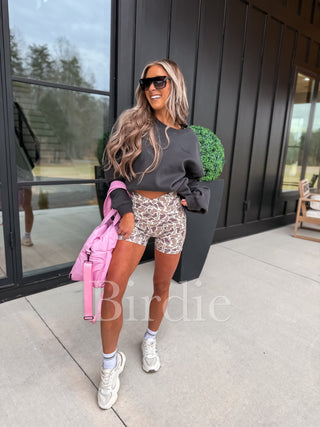 BIRDIE Duck Camo Crossover Waist Active Biker Shorts