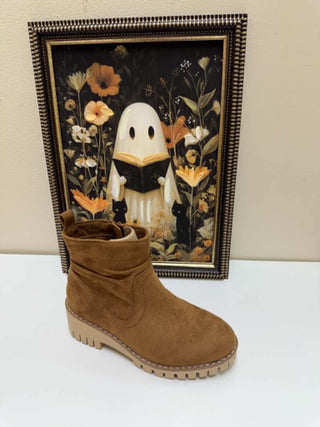Autumn Stoll Boots- Camel
