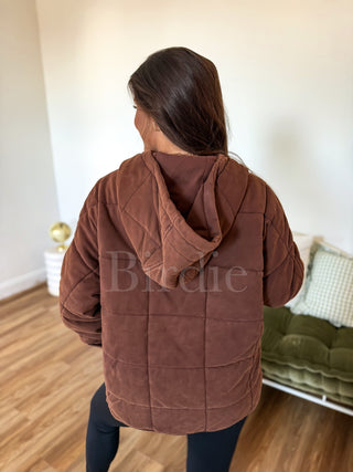 BIRDIE PREORDER Aspen Quilted Snap Pullover in Washed Cocoa
