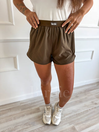 BIRDIE Essential Performance Shorts 2.0 in Bronze Moss