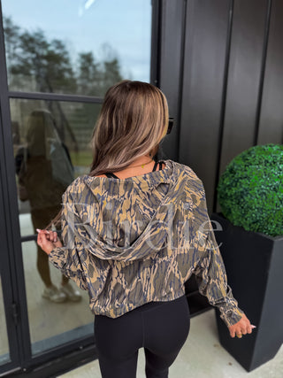 BIRDIE Summer Quarter Zip Pullover in Birch Camo