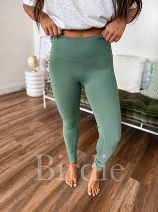 BIRDIE Melt 2.0 Leggings in Olive