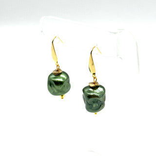 Hollow Evergreen Drop Earrings
