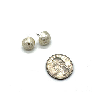 Lacy Pearl Retro Button Stud Earrings