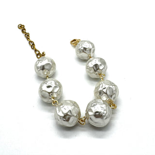 Hammered Pearl Betsy Bracelet