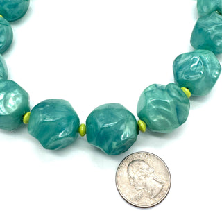 Peacock Pebble Marco Necklace