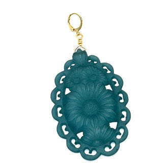 The Leetie Pendant & Charm Bar