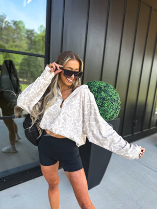 BIRDIE Summer Quarter Zip Pullover in Bare Marsh Camo
