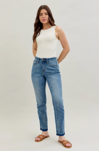 Magic Release Hem Boyfriend Judy Blue