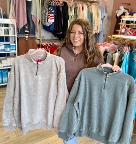 Mineral Wash quarter zip pullover