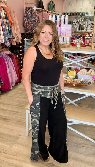 Camo Trim Flare Pants