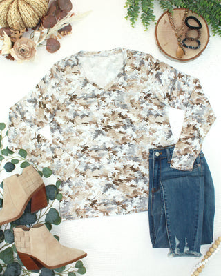 09.09 EN ROUTE Larissa Long Sleeve - Neutral Leaves